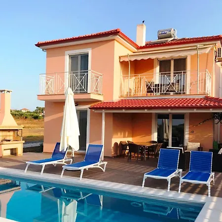 别墅 Iridia Foiníki