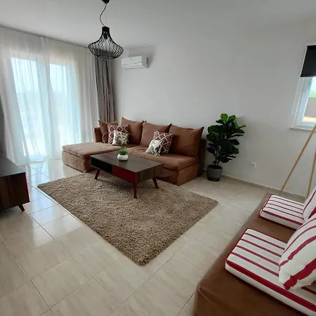 别墅 Iridia Foiníki