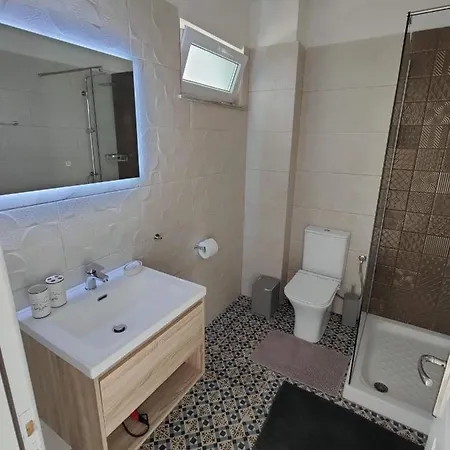 Iridia Villa *