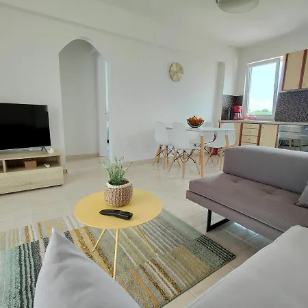 别墅 Iridia Foiníki