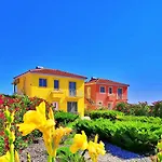 Villa Iridia