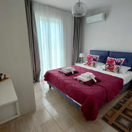 Iridia Villa Foiniki