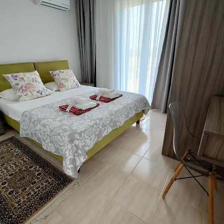 Iridia Villa Foiníki