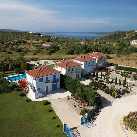 Iridia Villa Foiniki