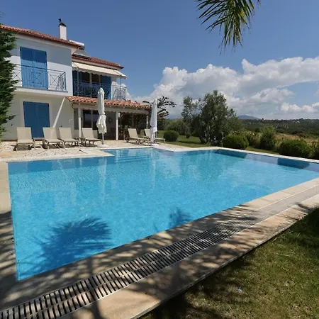 Iridia Villa Foiniki