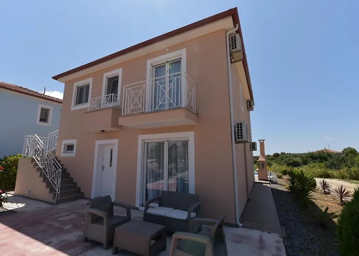 Iridia Villa Foiníki