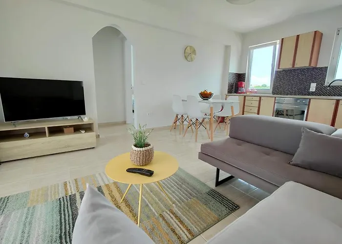 Willa Iridia Foiníki